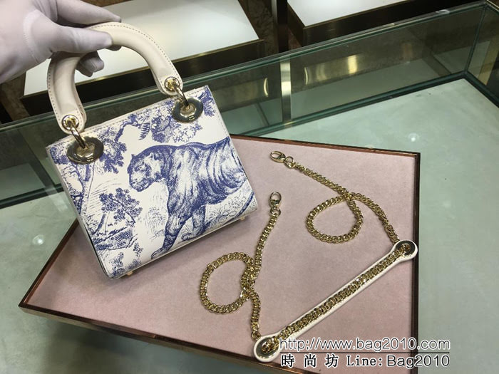 DIOR迪奧 Lady Dior mini 光滑小牛皮袖珍手提包 可手提亦可肩背或斜挎  zdo1247